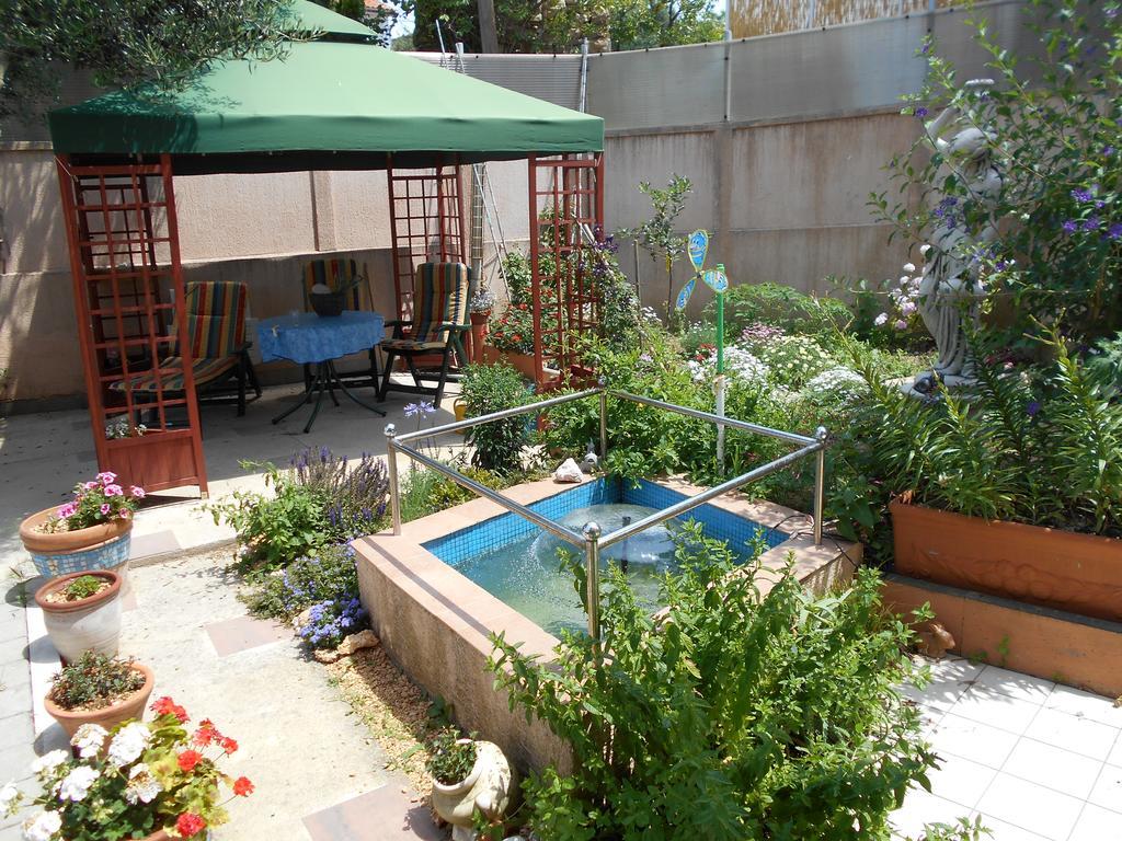 Apartment Olive House Rab Barbat na Rabu Exterior foto